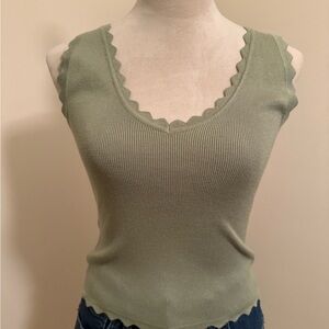 Scalloped Edge Tank Top in Light Green